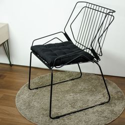 Conjunto-com-4-Cadeiras-Decorativas-Aramada-Tron
